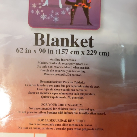 Disney Frozen II Blanket - Picture 7 of 8
